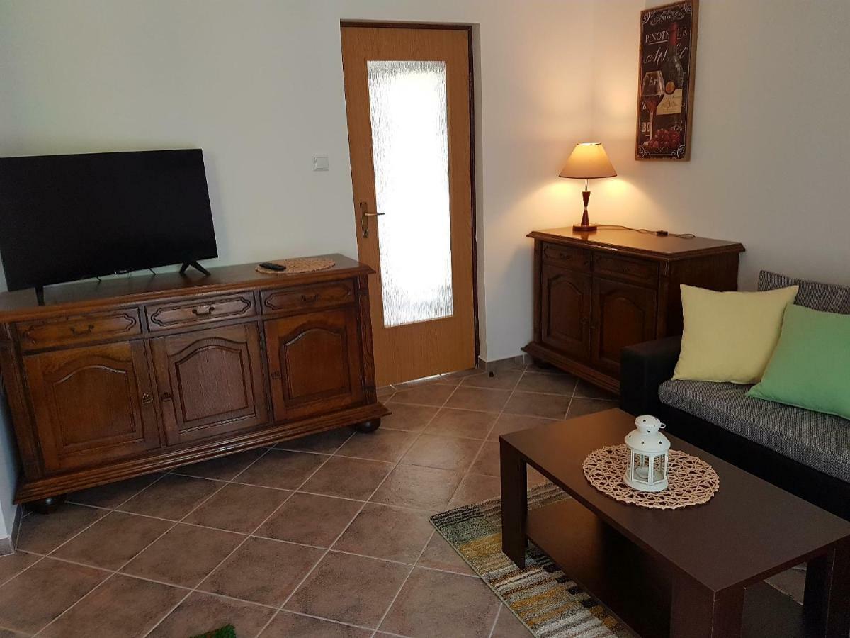 Apartment Sena 2 ปริฟลากา ภายนอก รูปภาพ